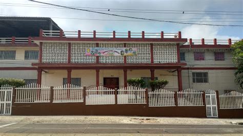 Colegio La Sagrada Familia En Barranquilla