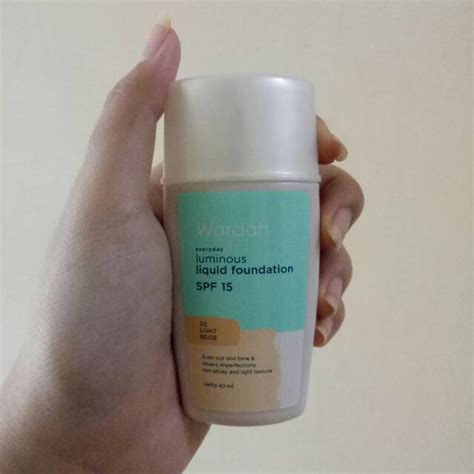 Jual Light Beige Wardah Everyday Luminous Liquid Foundation Shopee