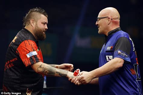 US Darts Masters Jim Long Stuns World Champion And No 1 Michael Smith