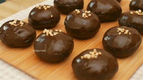 Cara Membuat Donat Topping Coklat Lumer Melimpah Tribunjateng