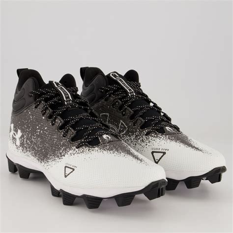 Chuteira De Futebol Americano Under Armour Spotlight Fran RM 2 0 Preta