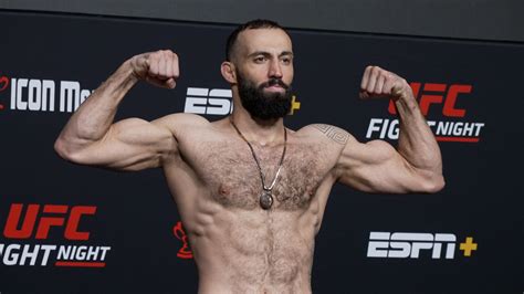 UFC Fight Night 213 – Roman Dolidze weigh-in highlight | MMA Junkie