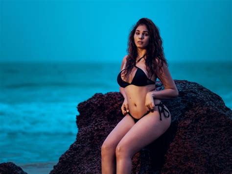Kimaya Kapoor Bikini Pics Gallery