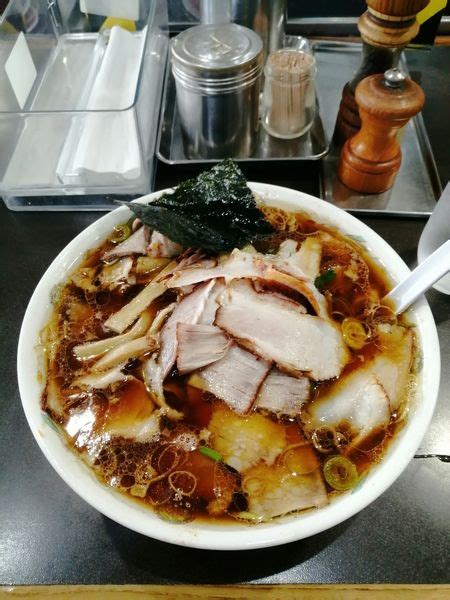 『青島チャーシュー大盛、チャーシュー50、メンマ50』青島食堂 曲新町店のレビュー ラーメンデータベース