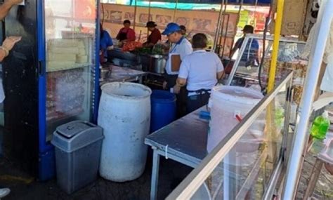 13 Carnés Falsos De Manipulación De Alimentos Decomisados En Feriales