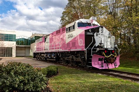 Wabtec Unveils First Production Flxdrive Battery Heavy Haul Locomotive