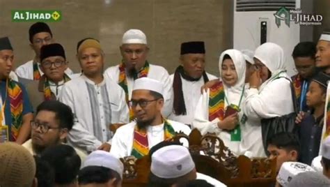 Ini Dia Sosok Penerima Hadiah Umrah Dalam Rangka Milad Masjid Al Jihad