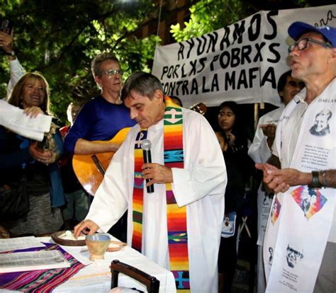 Quién Es Francisco “paco” Olveira El Cura Que Hace Una Huelga De Hambre En Tribunales