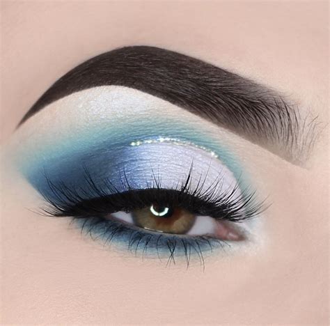 Arriba 92 Foto Maquillaje De Ojos Color Azul Cielo Cena Hermosa