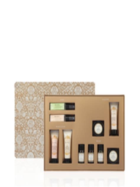 Buy KAMA AYURVEDA 10 Piece Bestseller Gift Box Set - Beauty Gift Set for Unisex 12800174 | Myntra