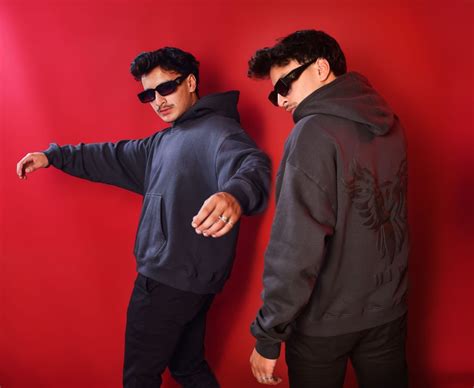 Drop Shoulder Cropped Hoodie – Get The Hifi