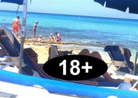 Imaginea Care A Creat Isterie Pe Facebook Ea Facea Topless La Mamaia