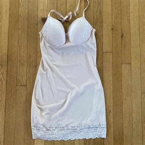 Assets By Spanx Intimates Sleepwear Assets Red Hot Label By Spanx Soft Nude Luxe Lean Lace