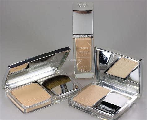 Diorskin Nude Skin Glowing Make Up In Ivory InnenAussen