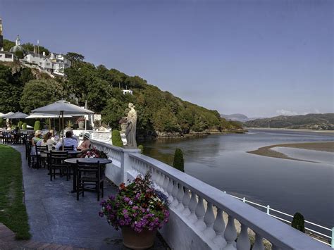 Hotel Portmeirion & Village Rooms | VisitWales