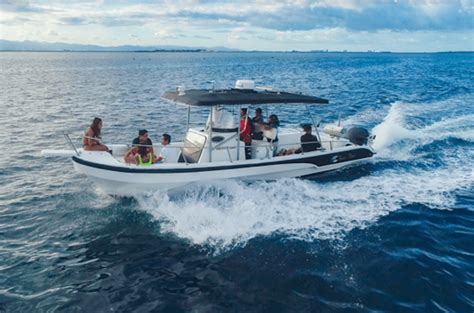 Deep Sea Fishing Its Tuna Time Naked Expat