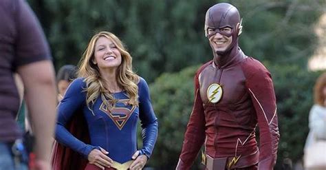 Look Supergirls Flash Crossover Photos Reveal A Villainous Team Up