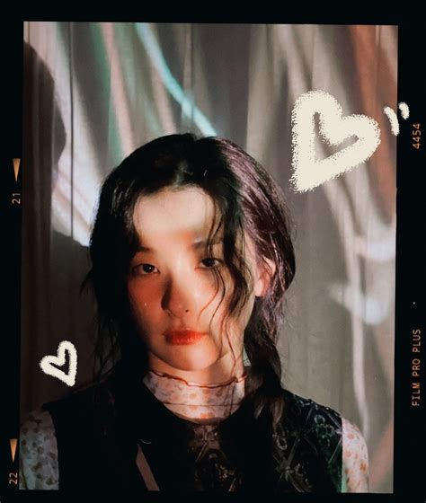 𝕋𝕎𝕆ℙ𝕌ℕ Jisoo solo SOON on Twitter RT SeulReneDaily love SEULGI 슬기