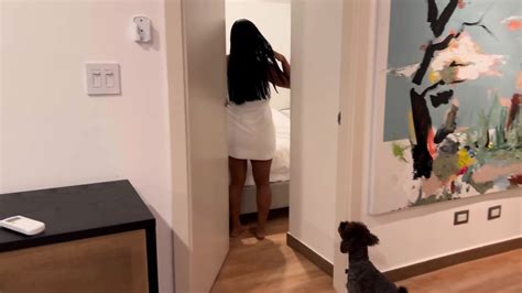 Horny Girl Drops The Towel In Front The Delivery Guy Th