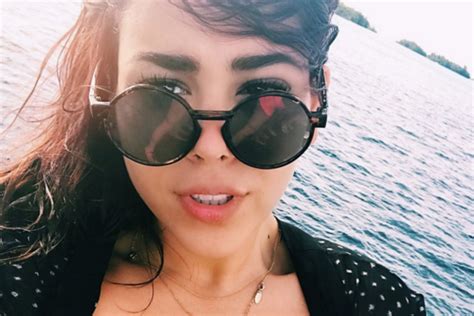 Danna Paola Presume Cuerpazo En Sexy Bikini Capital México