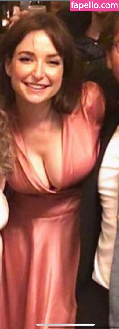 AT T Girl Milana Vayntrub Https Nude Leaked Photo 313 Fapello