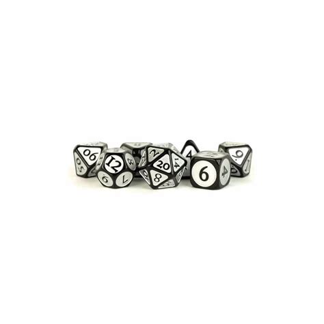 Black With Silver Enamel Dice Set 7 Stuks De Spellenhoorn