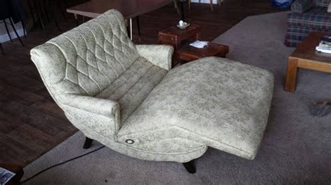 Reclining Contour Lounge Chair / Loveseat with Vibrating Massage ...