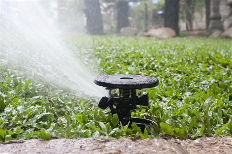 Best Lawn Sprinkler Systems Reviews 2018 - Buyer's Guide