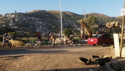 Levantan Basura Trabajadores De Limpia Del Municipio De Oaxaca De