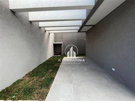 Casa de Condomínio na Rua Eduardo Sprada 4163 Campo Comprido em