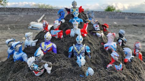 Ultraman Zero Dan Ultraman Taro Di Kubur Ultraman Raksasa Meninggal