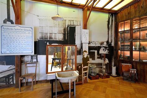 Muzeum Marii Sklodowskiej Curie Muzeum Warszawa Atrakcje Pl