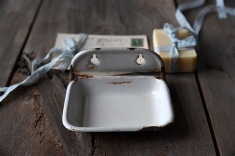 Vintage Enamel Soap Dish Rustic Soap Holder White Enamel Etsy