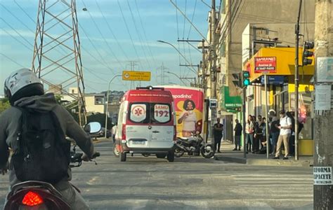 Motociclista Colide Na Traseira De Nibus Em Ipatinga