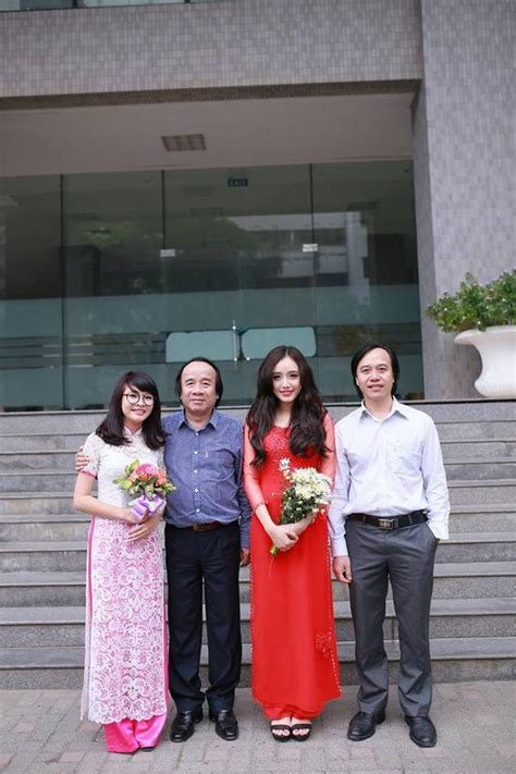 Hot girl xinh đẹp đa tài Ngân Búng vừa tốt nghiệp ĐH Ngoại thương loại giỏi