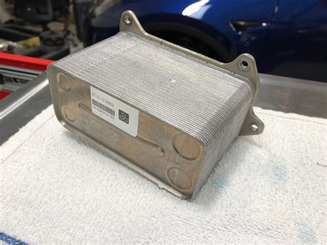 Chiller (Remove and Replace)