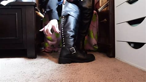 Free MILF In Boots Porn Videos XHamster