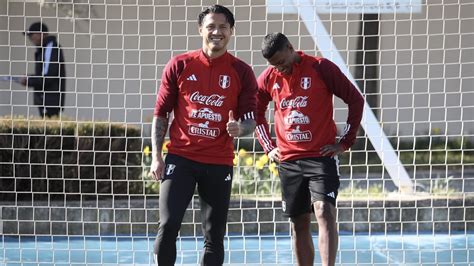 Selección Peruana Gianluca Lapadula Entrenó Con Normalidad Y Podría Ser Titular Ante Alemania