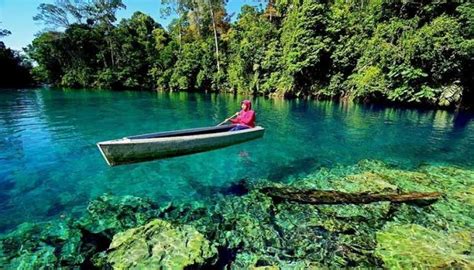 Danau Cermin Lamaru Bujur Bujur Travel