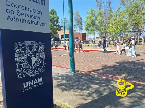 Cientos De Morelianos Acuden A Presenciar El Eclipse Solar En La UNAM