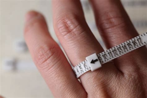 How To Measure Your Ring Size At Home Ring Sizer Ring Size Etsy