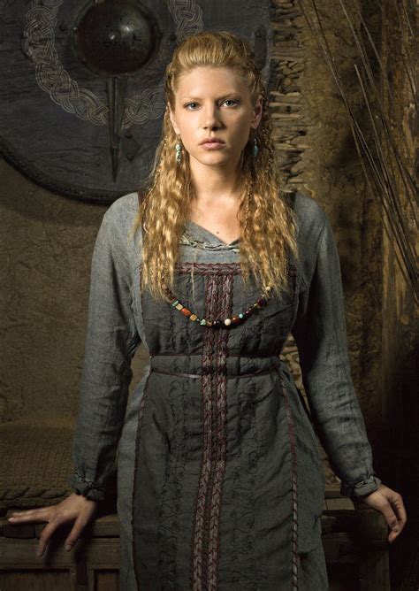 Vikings Season 1 Lagertha Official Picture Vikings Tv Series Photo