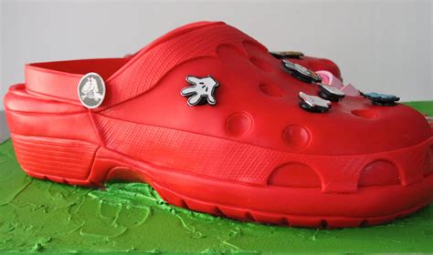 Croc Shoe Birthday Cake Croc Shoe Cake K J S Elegant Pastries