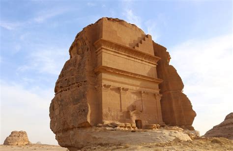 Mada'in Saleh; Saudi's First UNESCO World Heritage - Nada Al Nahdi