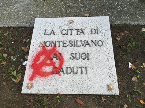 Montesilvano Le Sedi Della Cgil E Del Pd Imbrattate Con I Simboli Nazisti