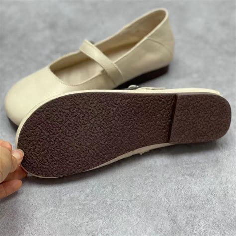 Women Handmade Versatile Soft Leather Flats – Retrosia