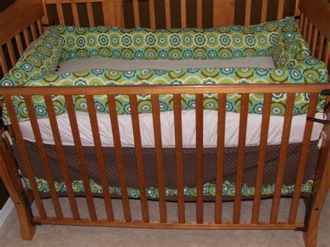 Crib bedding - Keeping it Simple