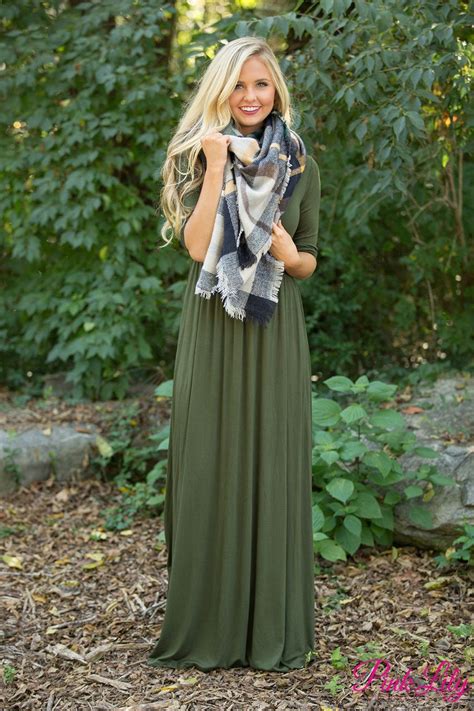 17 Amazing Dresses To Wear To A Fall Wedding Perfect Fall Dress Maxi