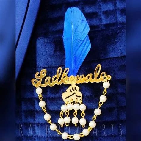 Golden Ladkewale Wedding Brooch Size 3 Inches At Rs 14 Piece In New Delhi