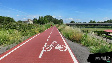 Pedalando Lungo Gli Argini Del Tevere La Pista Ciclabile Pi Lunga Di